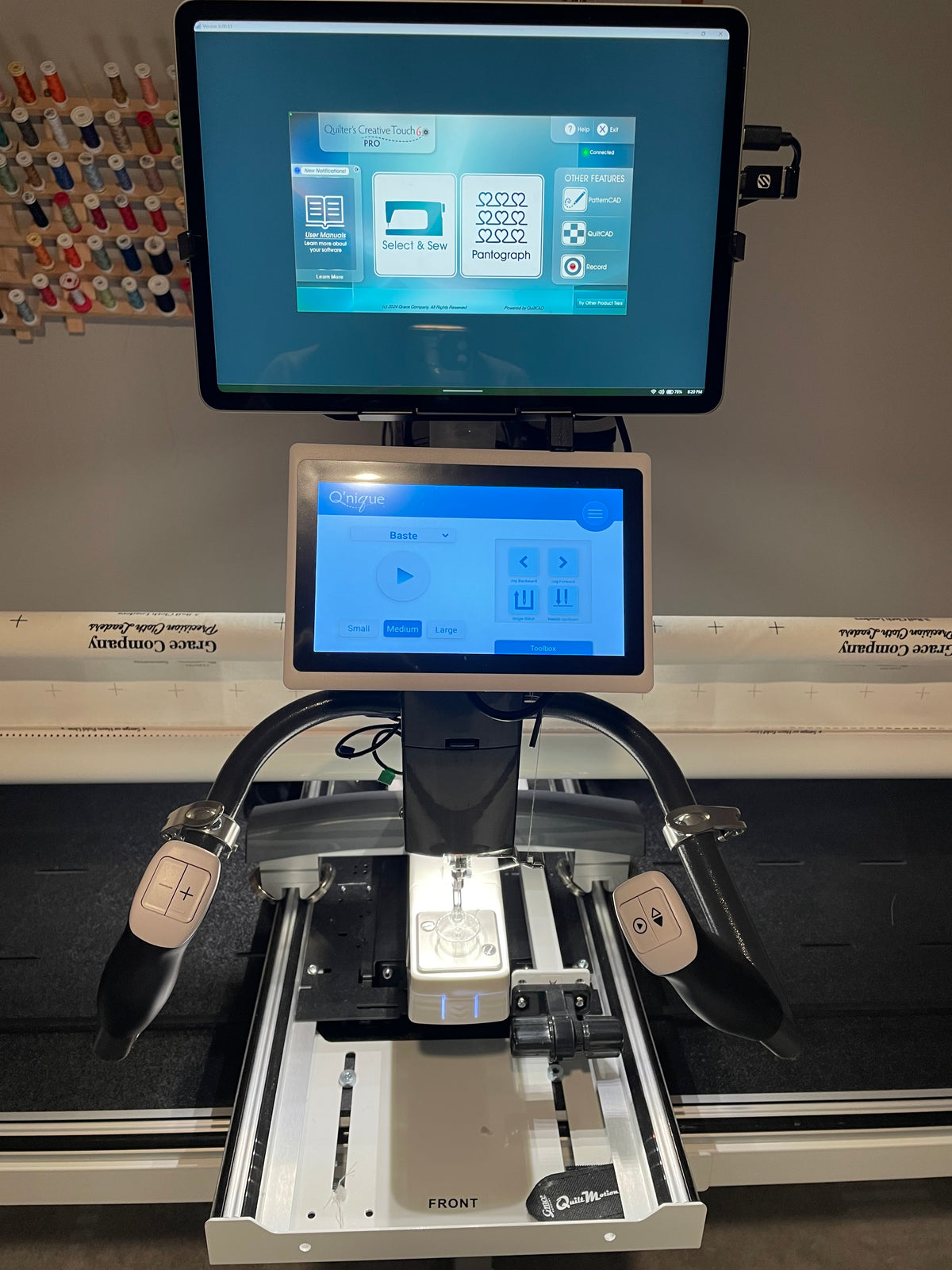 Pre-Owned - Grace Q’nique 19X Elite Longarm Machine with 10’ Quilter’s Evolution Elite Frame With QCT6 Automation