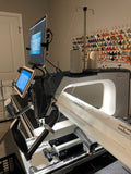 Pre-Owned - Grace Q’nique 19X Elite Longarm Machine with 10’ Quilter’s Evolution Elite Frame With QCT6 Automation