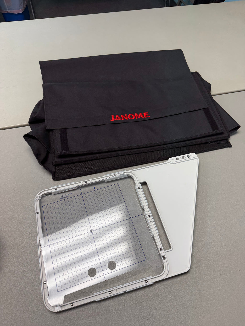 Janome Horizon Memory Craft 15000 Combination Sewing and Embroidery Machine