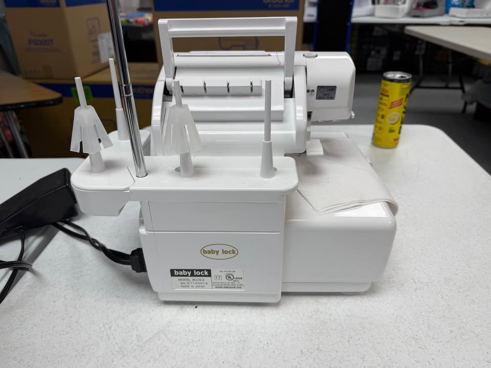Pre-owned Baby Lock Cover Stitch BLCS-2 – back view with thread stand